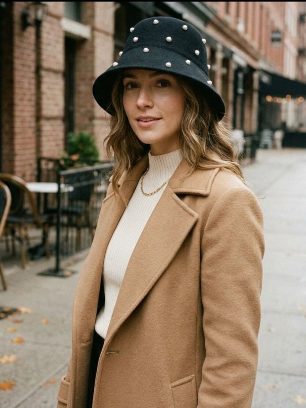 Kate Spade New York pearl-studded cloche bucket hat NWT